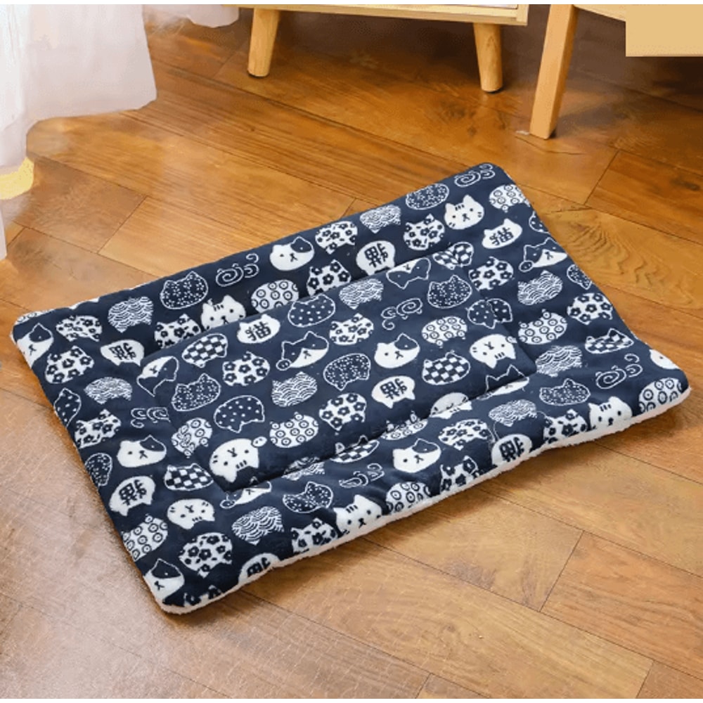 CozyPaws Flannel Pet Sleeping Mat Warm Dog Bed And Cat Cushion 6