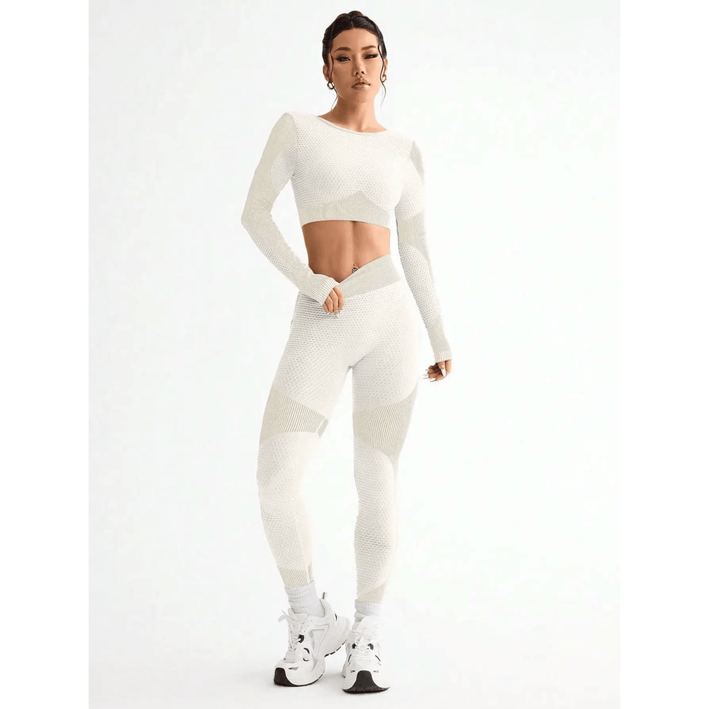 FlexMotion Seamless Yoga Set For Women Breathable Sports Suit 3