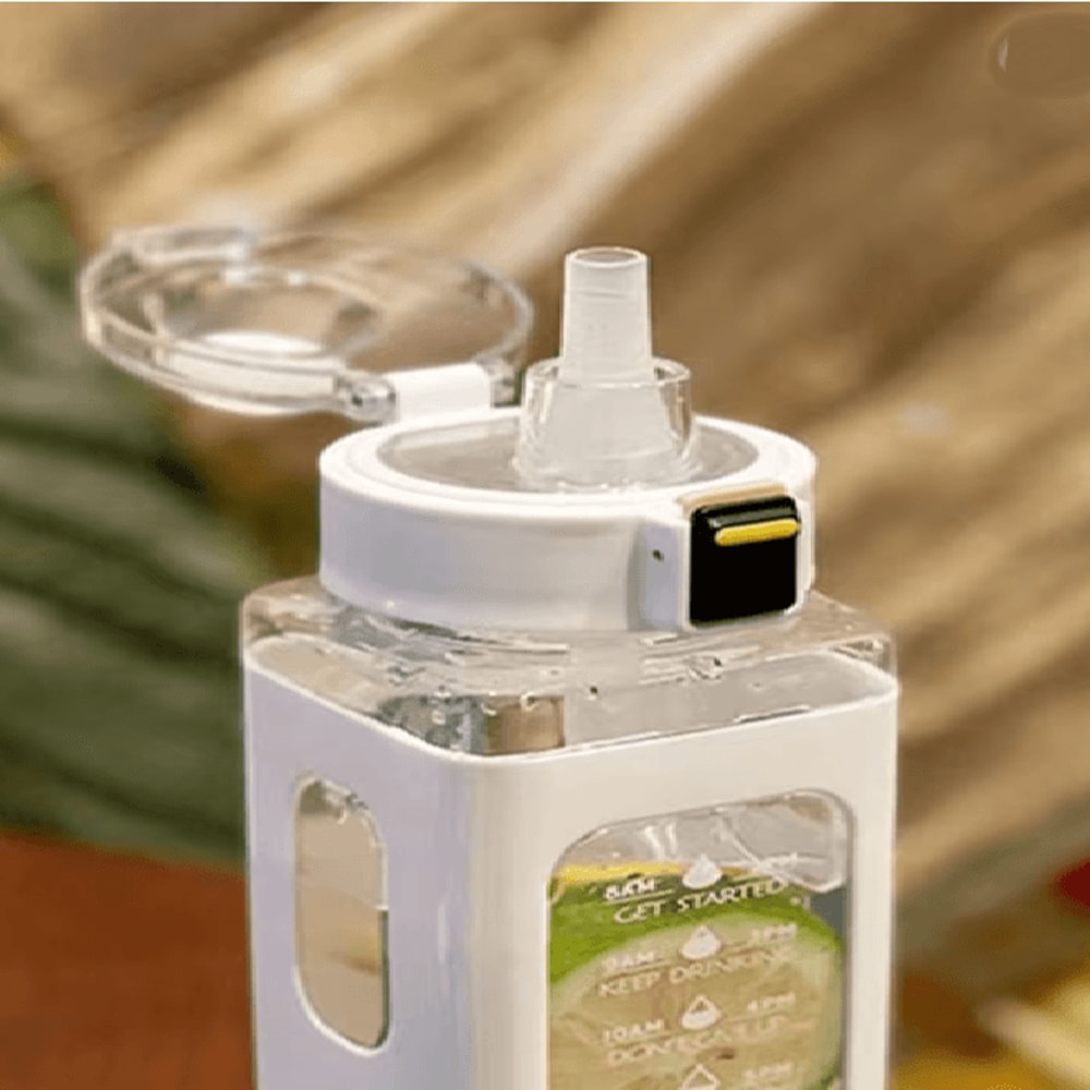 700ml Sports Water Bottle Portable Leakproof Sippy Cup 1