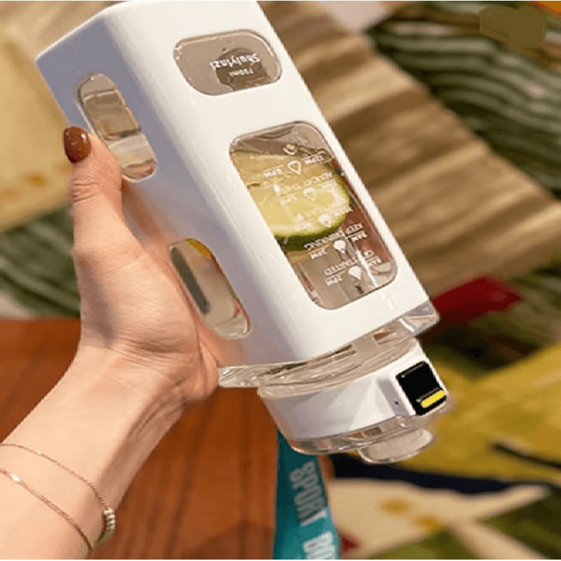 700ml Sports Water Bottle Portable Leakproof Sippy Cup 2