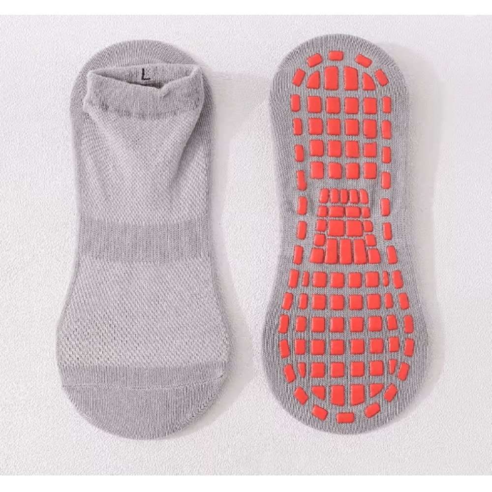 GripFlex Anti Slip Trampoline Socks Breathable Cotton Sport Socks For Kids And Adults 4