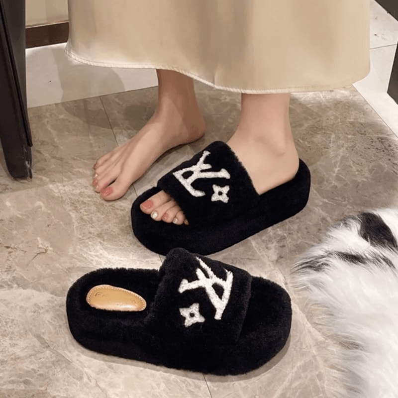 Womens Furry Slide Slippers Plush Fur Flip Flops For Home And Party 0