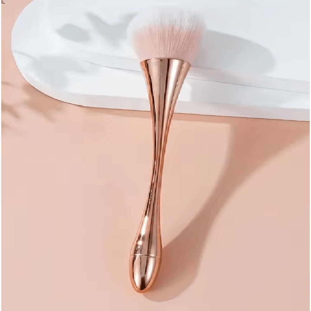 LuxeGlow Rose Gold Fan Makeup Brush For Highlight And Powder 4