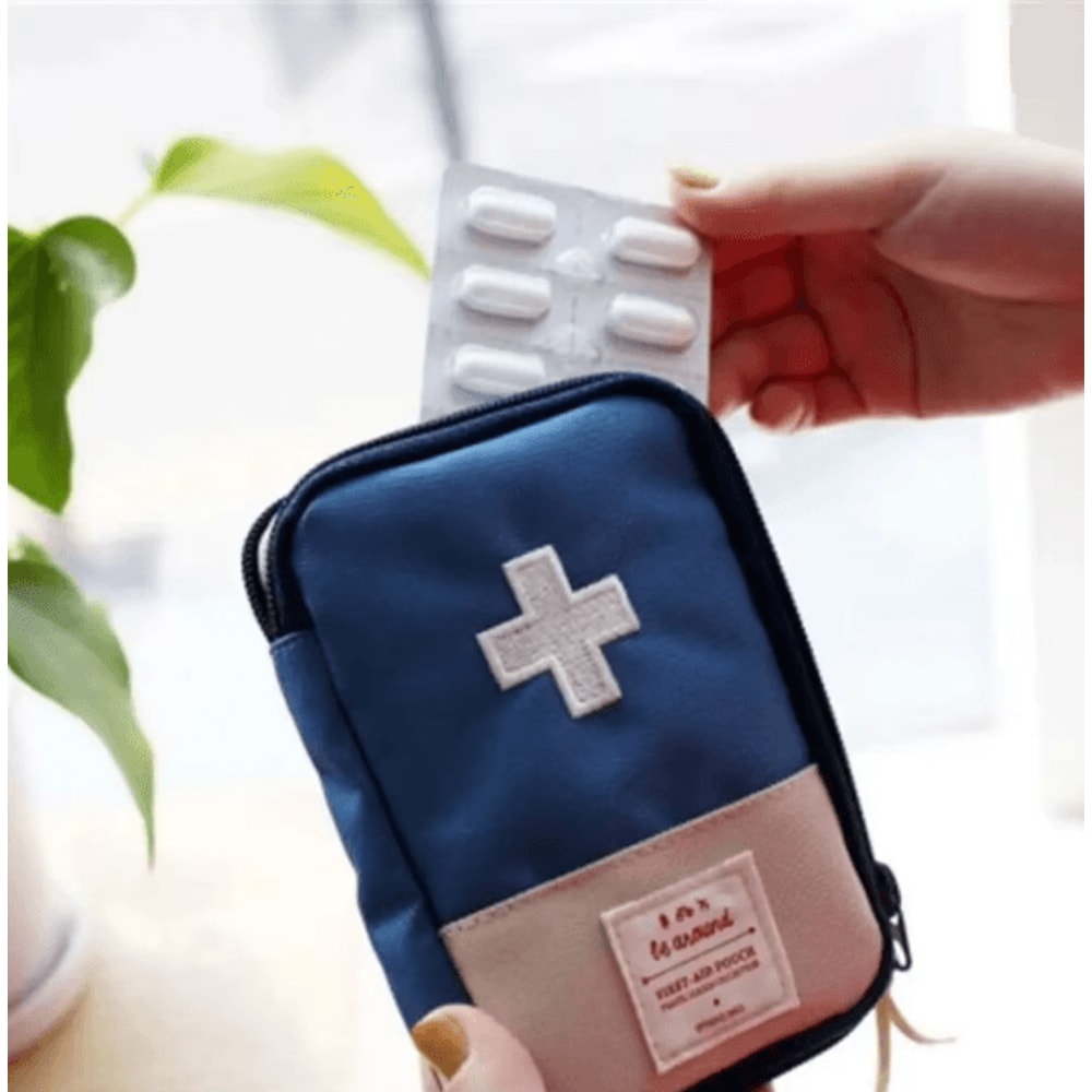 SafeCarry Portable First Aid Storage Box For Home And Travel 2