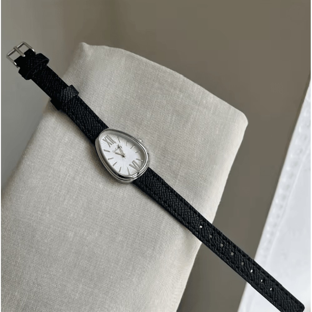 Scarlet Serpent Luxury Women Red Leather Strap Quartz Watch 2