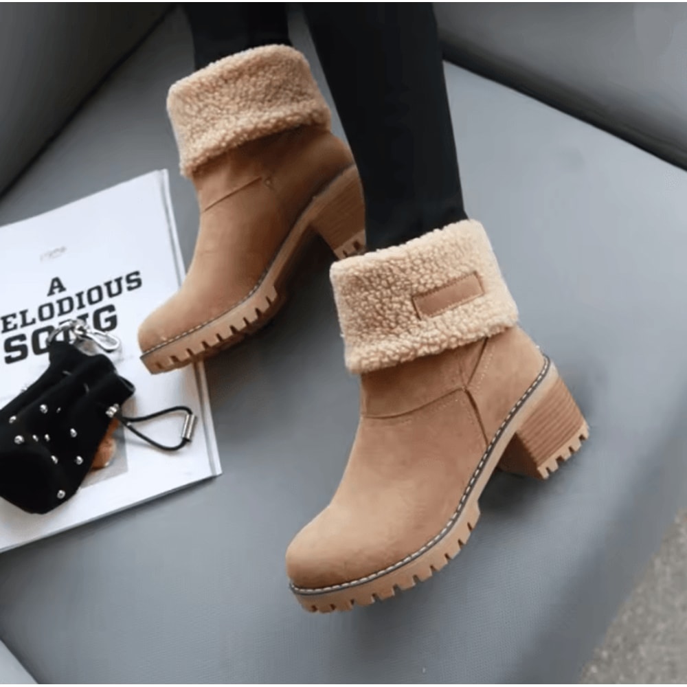 Womens Fur Lined Snow Boots With Square High Heel Winter Ankle Boots 2