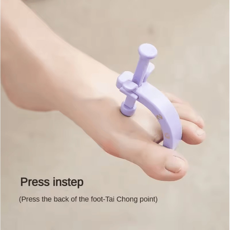 Wearable Acupressure Finger Massager For Headache And Tension Relief 3