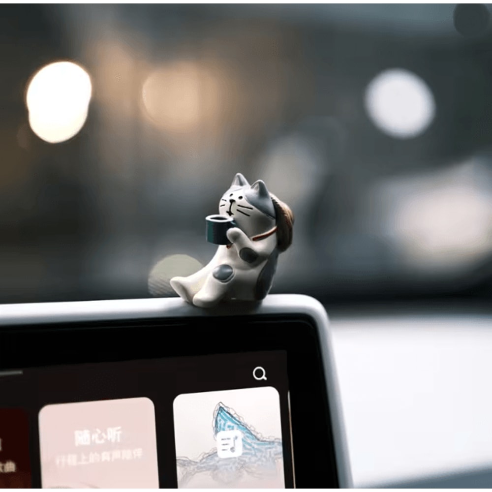 Cute Cat Car Dashboard Ornament Resin Kitten Interior Decor 3