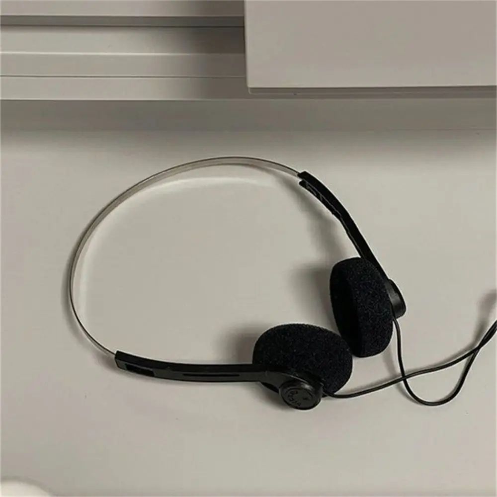 Vintage Retro Wired Over Ear Headphones With 35mm Stereo Sound 7