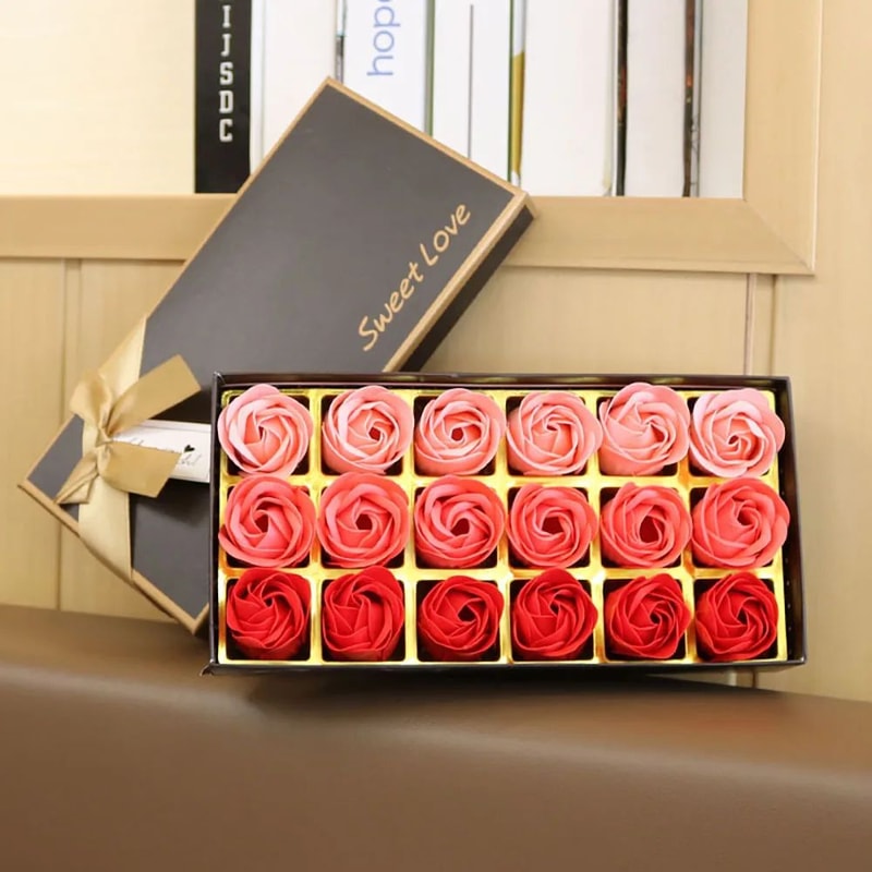 Luxury Soap Rose Gift Box Romantic Bath Flower Set 7