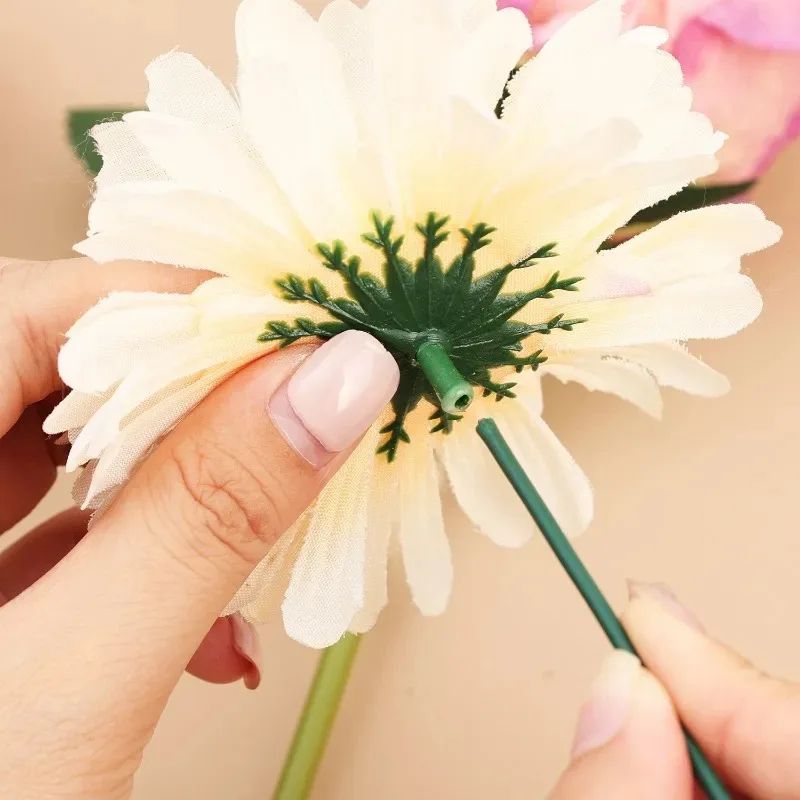 Bendable Artificial Flower Stems With Floral Tape For DIY Arrangements And Wedding Decor 3