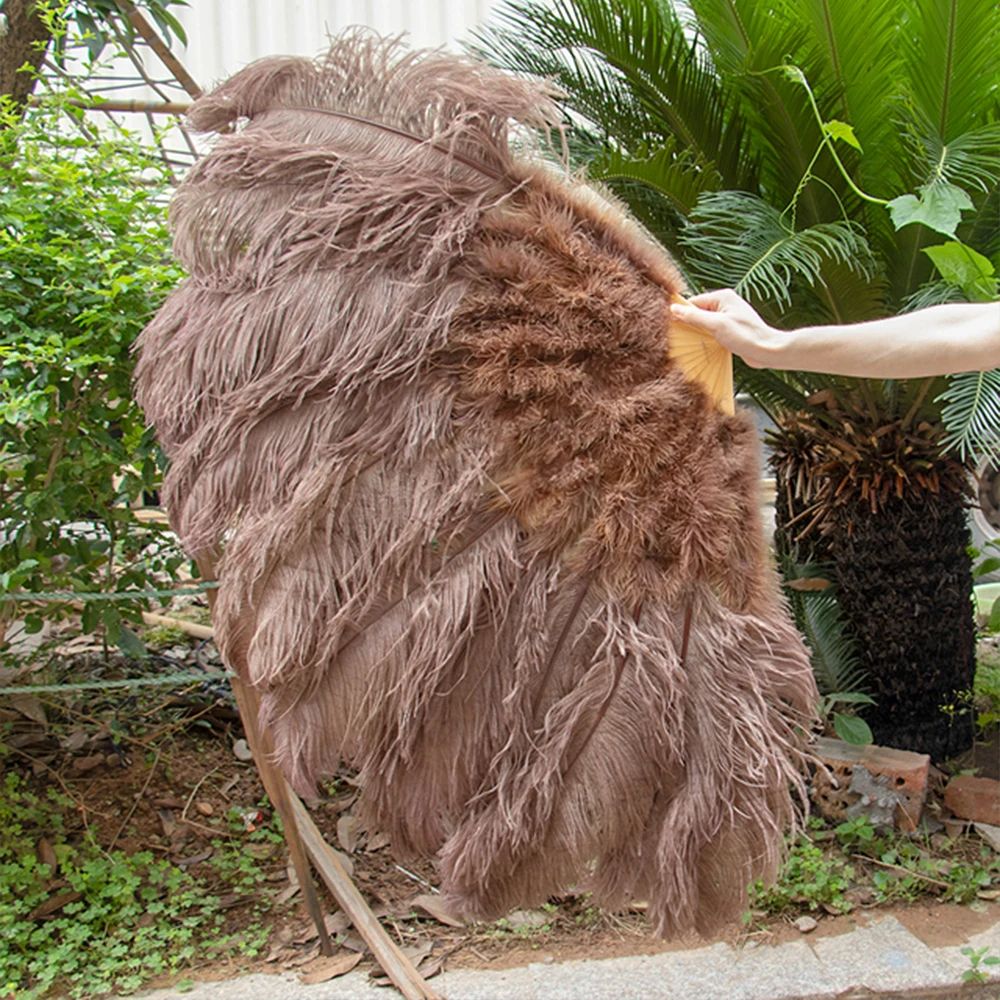 Luxury Ostrich Feather Fan Large Folding Dance Fan For Performance And Events 2