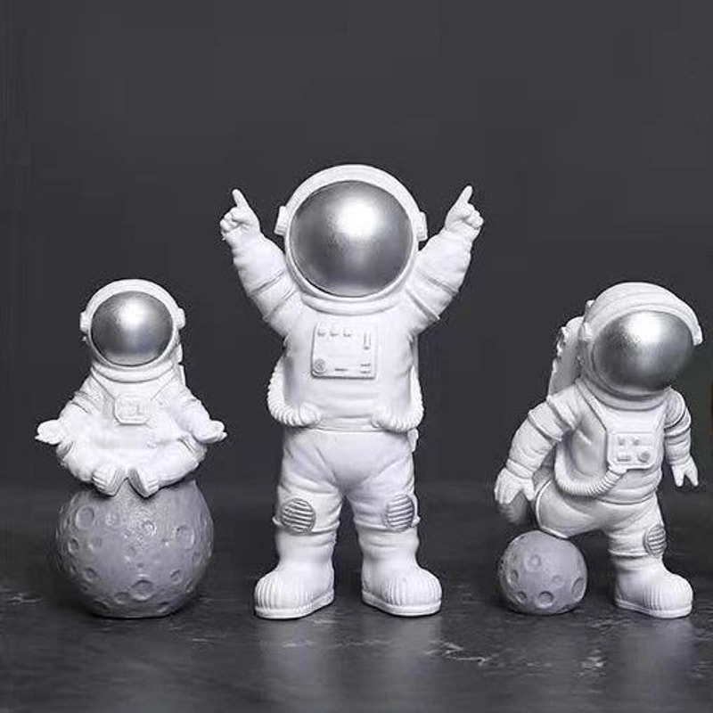 Astronaut Figurine Set Space Theme Desk Decor Mini Spaceman Statues For Home 15