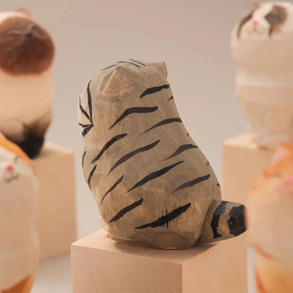 Hand Carved Wooden Cat Figurine Cute Kitten Desk Decor For Home And Car Styling 5