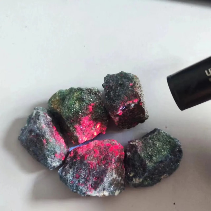 Natural Raw Gemstone Specimen Emerald Sapphire Ruby Crystal Display Stone For Collectors And Decor 1