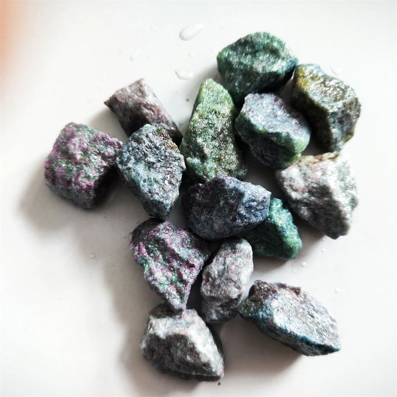 Natural Raw Gemstone Specimen Emerald Sapphire Ruby Crystal Display Stone For Collectors And Decor 3