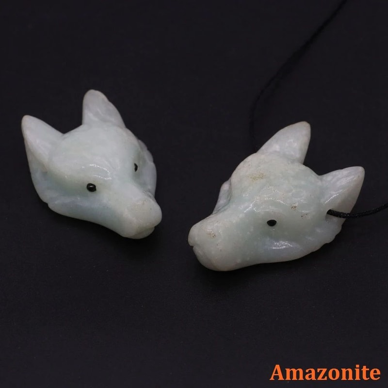 Hand Carved Wolf Head Crystal Pendant Natural Stone Animal Necklace Charm 23