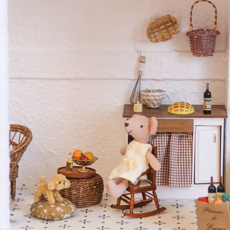 Miniature Dollhouse Furniture Set 1 To 12 Scale Realistic Mini Home Decor 3