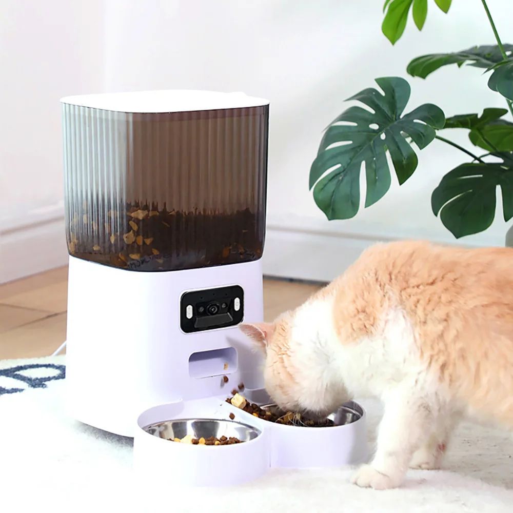 SmartServe Automatic Cat Feeder With Camera 2