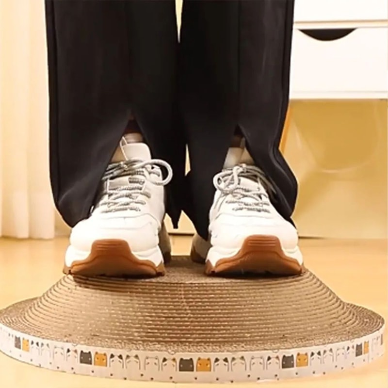 ScratchLounge Corrugated Cat Scratcher Board Cat Scratching Pad 1