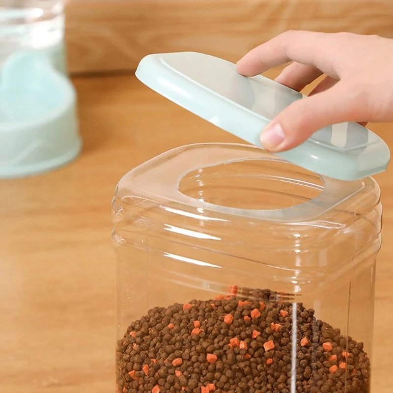 AutoFeed Pet Food And Water Station 1
