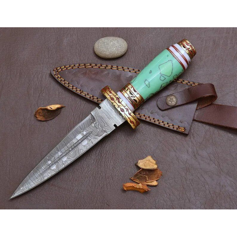 Damascus Steel Blue Resin Dagger Knife 3