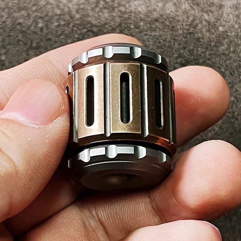 Titanium War Hammer EDC Pendant Multifunctional Knife Fidget Spinner Paracord Accessory For Every 6