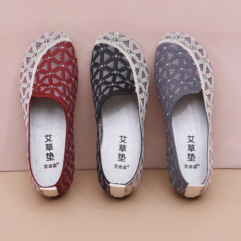 SoftStep Lightweight SlipOn Shoes For Women 2025 AntiSlip Casual Comfort Walkers 5