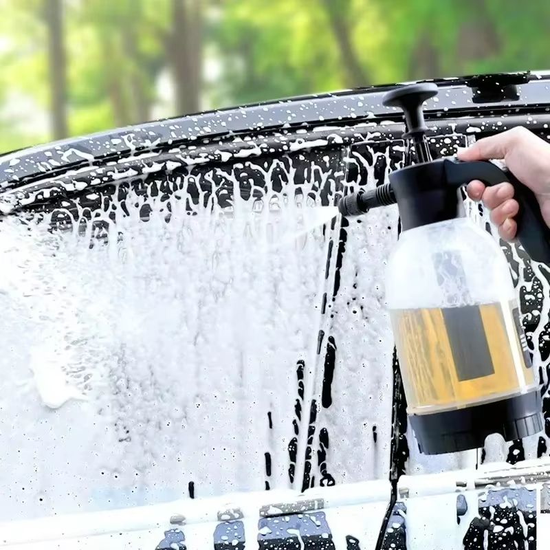 2L Car Wash Foam Sprayer Acid And Alkali Resistant Air Pressure Foam Can With Fan Shaped Nozzle 1