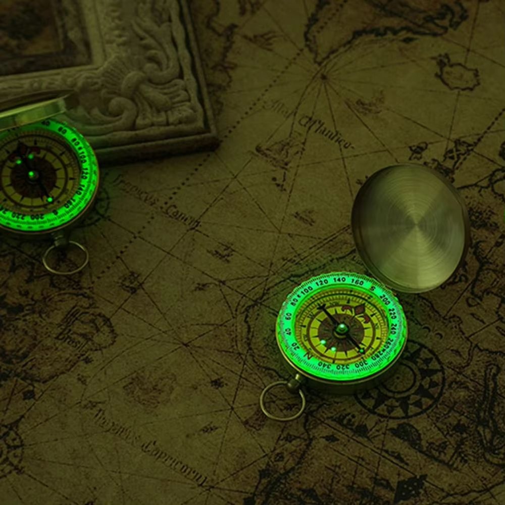 TrailMate Mini Copper Luminous Navigation Compass Waterproof Retro Flip Design For Outdoor Adventu 3