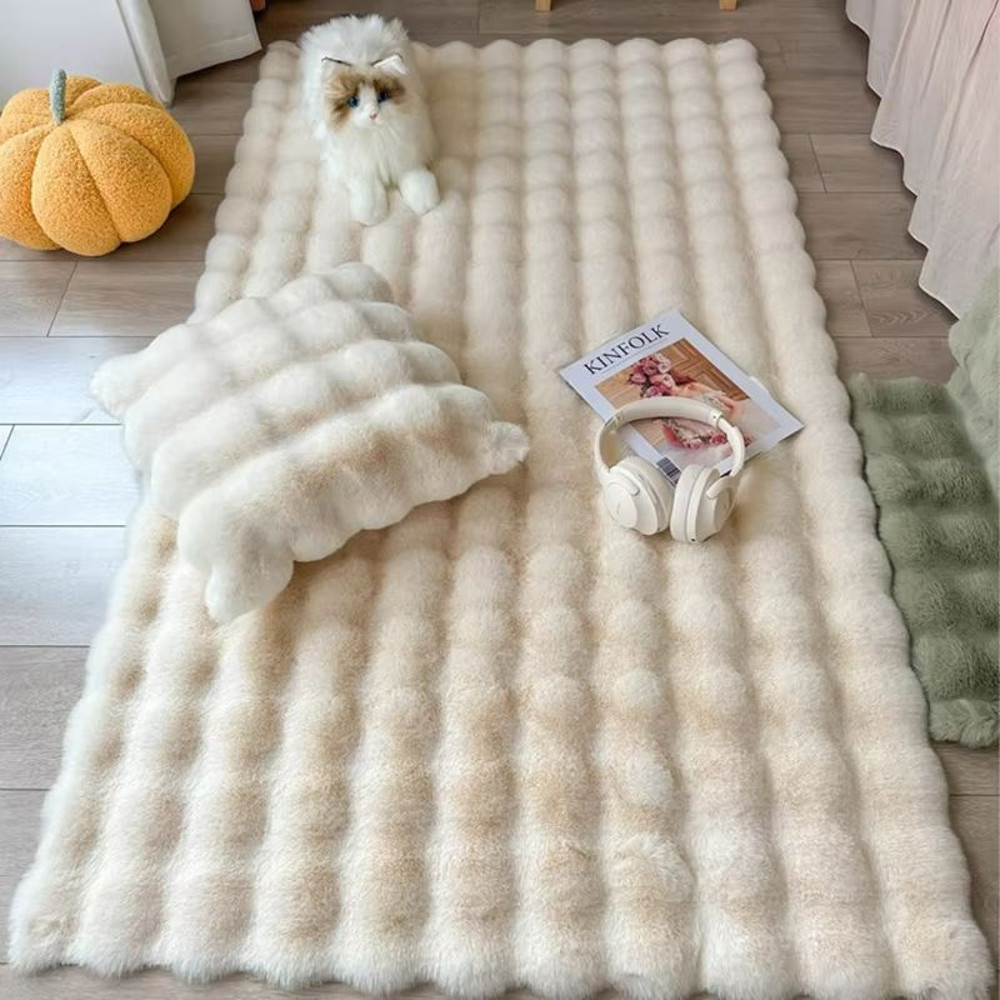 CloudBubbles Plush Faux Rabbit Fur Rug Soft Bubble Carpet For Cozy Spaces 0