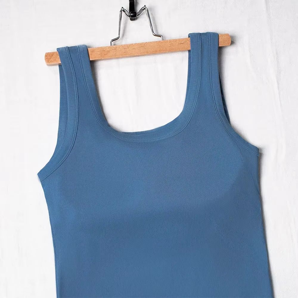 Plus Size Suspender Camisole Top  Builtin Bra With Wide Shoulder Straps 3