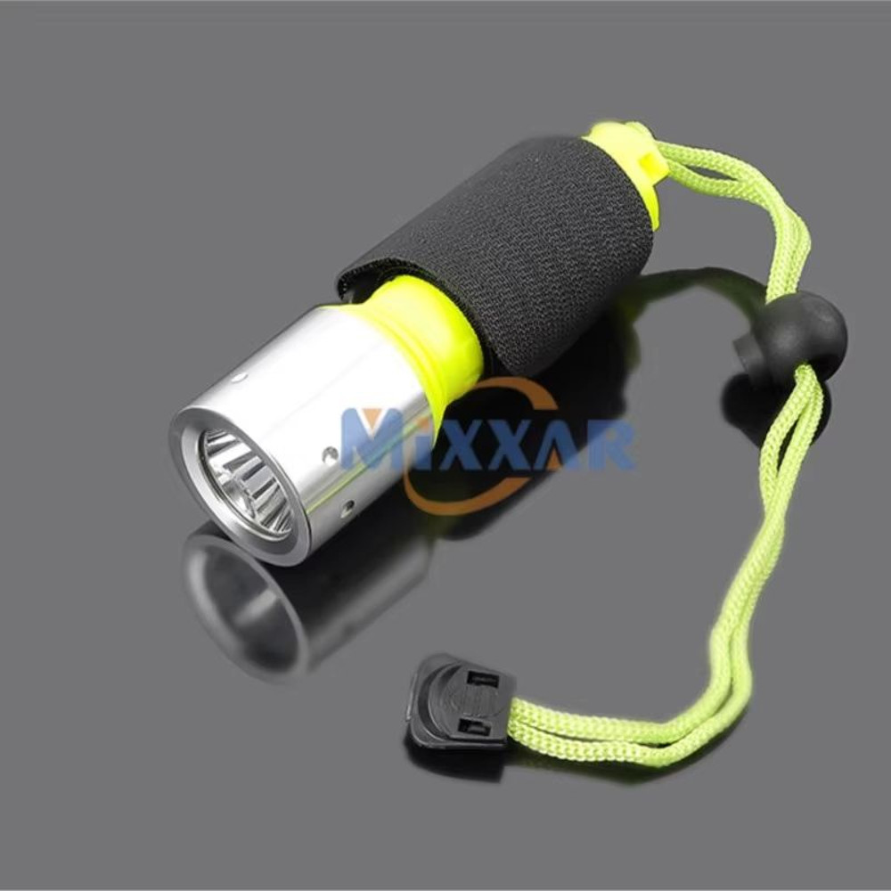 ZK20 Rechargeable Diving Flashlight  Powerful Q5 LED Underwater Scuba Torch With 18650 Battery 2