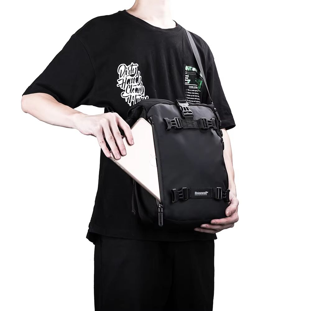 Rhinowalk 10L Motorcycle Tank Bag Waterproof Travel Riding Pack 5