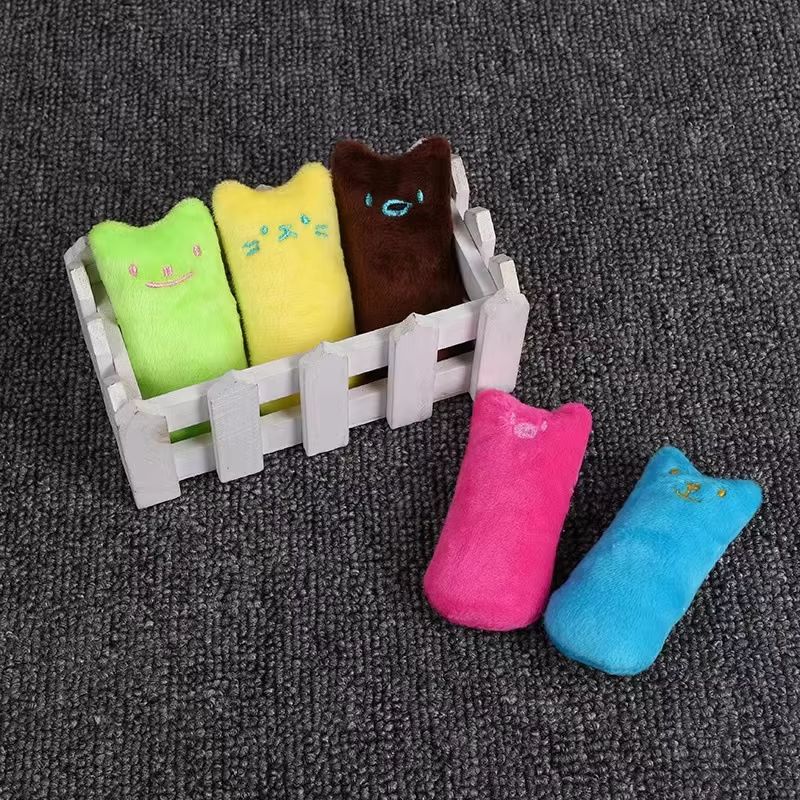 Interactive Plush Cat Toy  Funny Squeaky Catnip Chewing Toy For Kittens 1