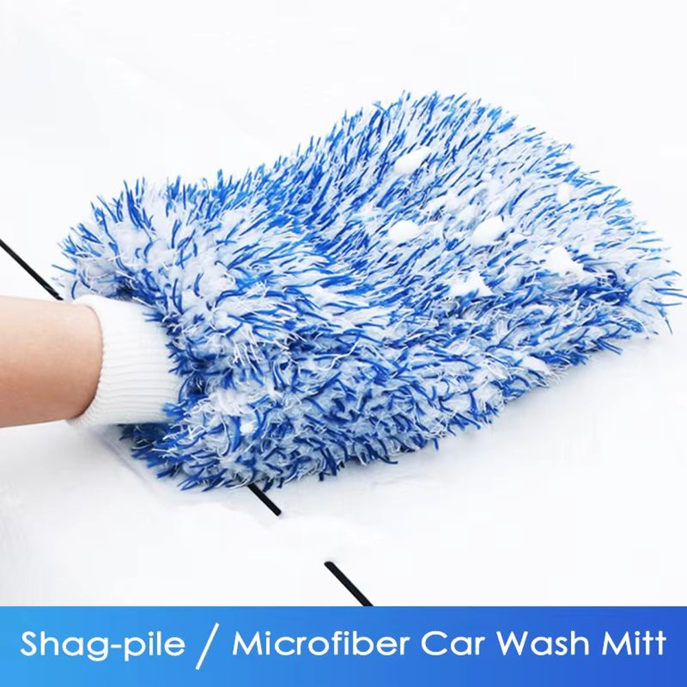 Plush Microfiber Car Wash Mitt  Soft  Thick Auto Cleaning Tool For A ScratchFree Shine 0