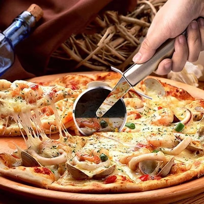 Stainless Steel Single Wheel Pizza Cutter Tool 65 Cm Diameter For Pizza Cake Waffle Cookie Cutting 0