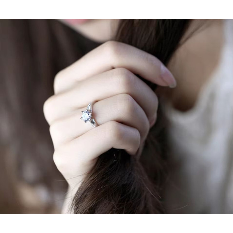 Luxury 925 Sterling Silver Six Claw Classic Ring For Women 3