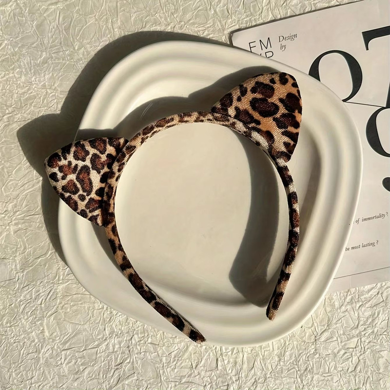 LeopardLuxe Cat Ear Headband Chic Leopard Print Fabric Hair Accessory 2