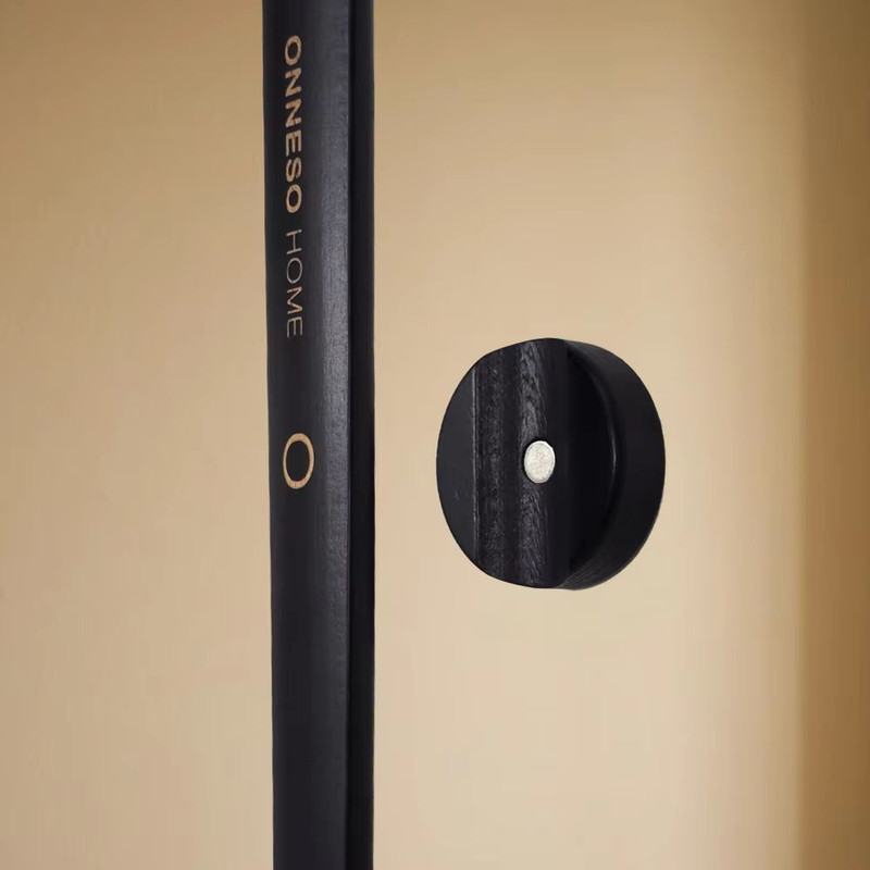 Black Lacquered BeechWood LongHandle Shoehorn With Magnetic Mount 5075 Cm 3