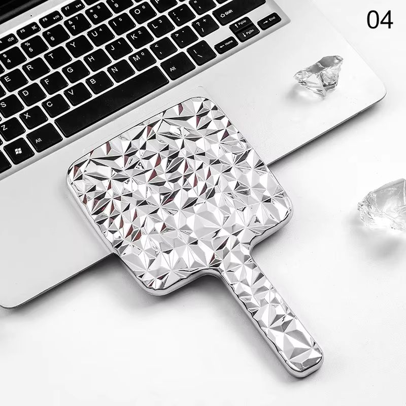 HeartShaped Handheld Eyelash Inspection Mirror Portable Makeup Gadget 10