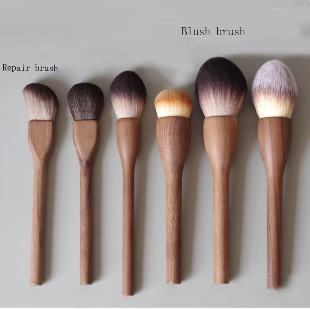 Karsyngirl Makeup Brush Wood Walnut Large Retro Powder Brush 2
