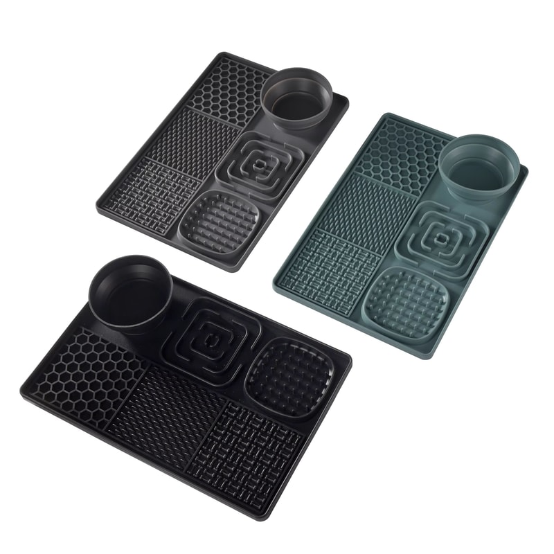 Silicone Dog Licking Pad Suction Cup Slow Feeder BPAFree Pet Feeder Mat 1