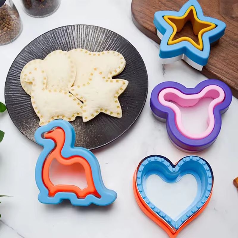 Kids Sandwich Cutter And Sealer Set Star And Dinosaur Shape Lunch Bento Maker 4