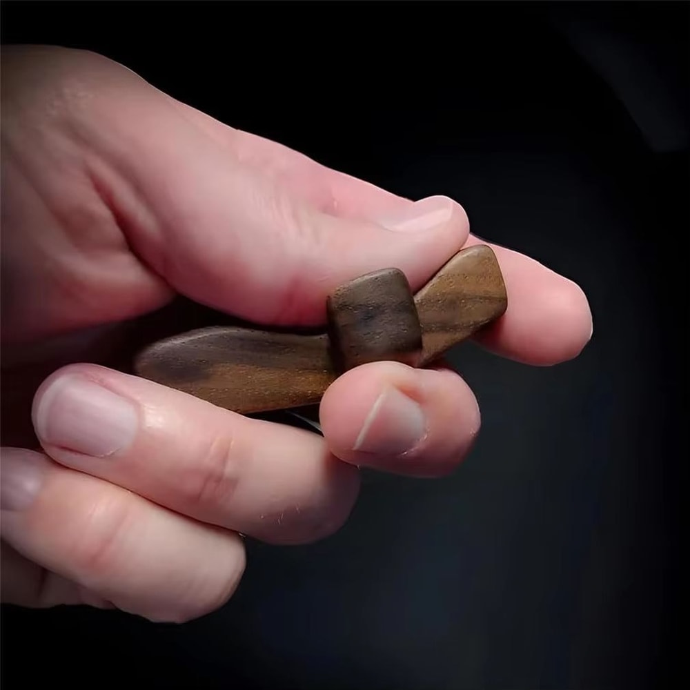 Wooden Handheld Pocket Cross With Heart Cutout Stress Relief Palm Cross And Encouragement Gift 3