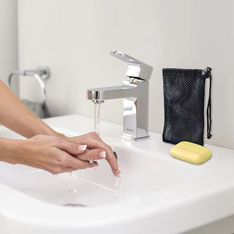 Outdoor Portable Waterproof Leakproof Soap Bar Travel Case With QuickDry Pouch 3