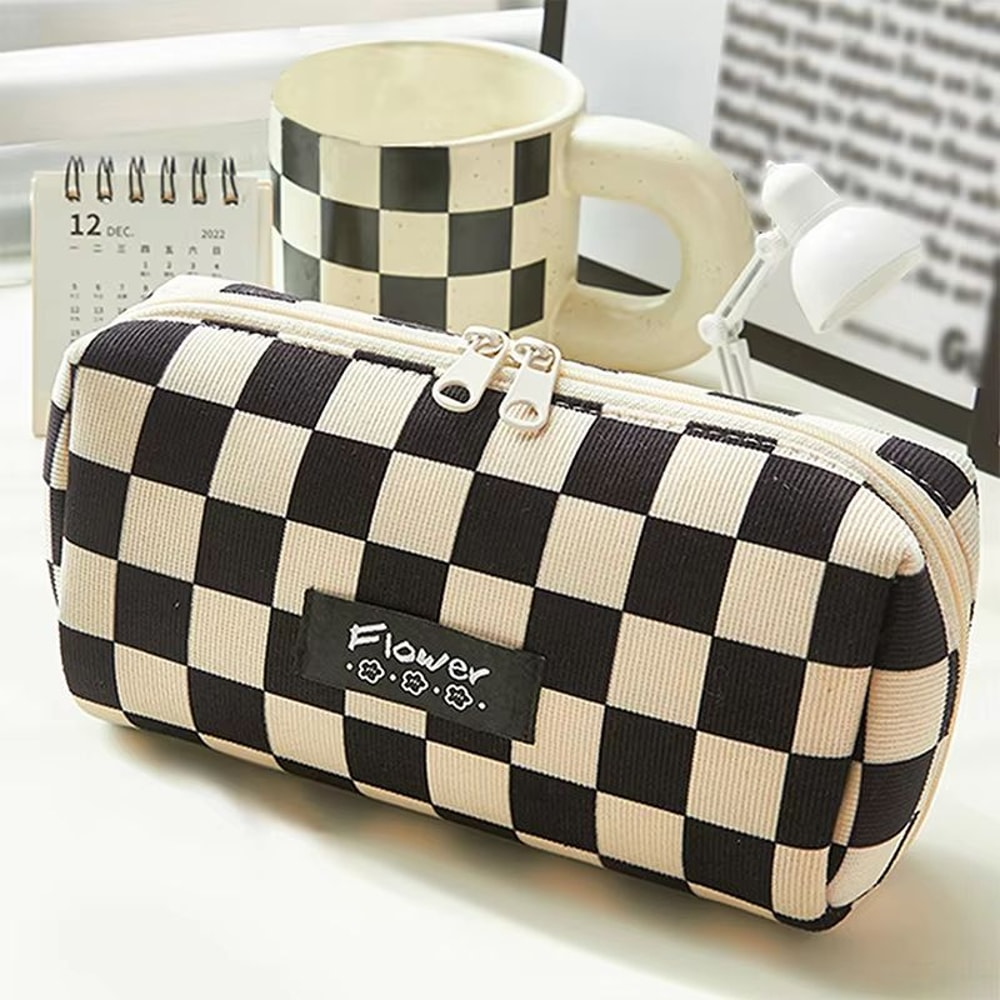 Checkerboard Large Capacity Pencil Case Fashion Student Stationery Bag With Zipper Storage 0