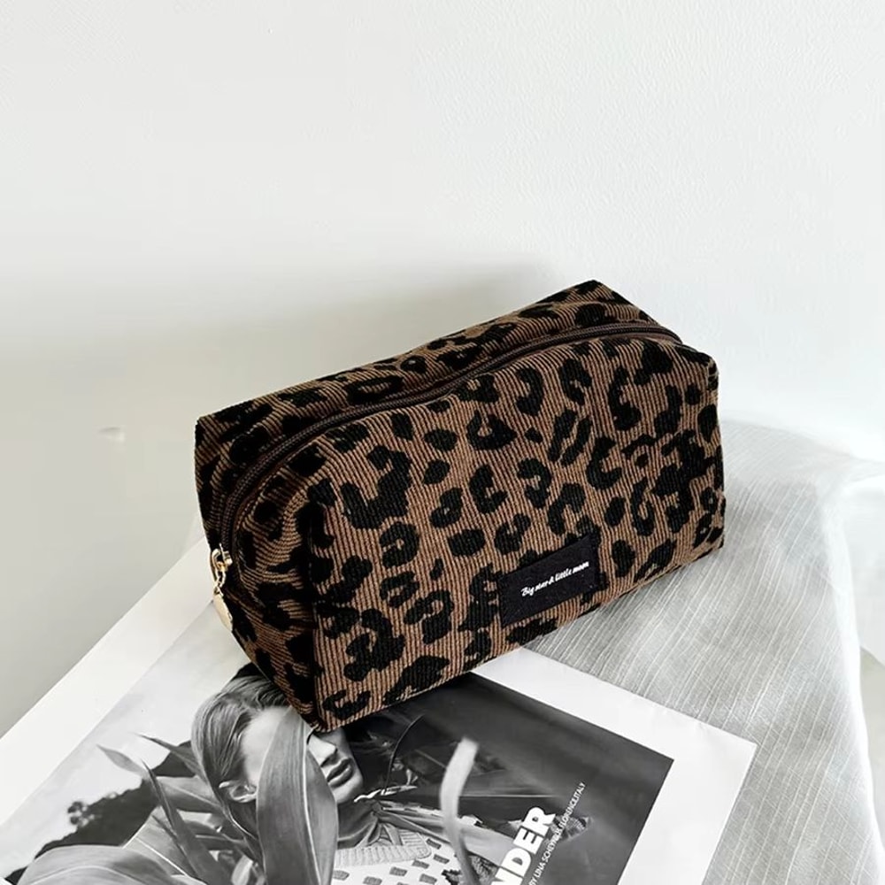 Unique Leopard Print Makeup Bag Large Capacity Cosmetic Organizer And Lipstick Storage Pouch 0