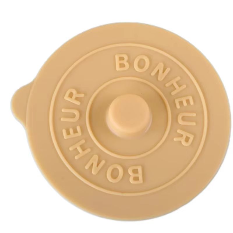 Simple Solid Color Concave Embossed Letter Silicone Rubber Integrated Water Cup Dust Cover Lid 5