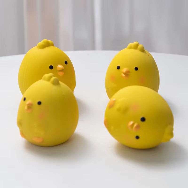 Cute Chicken Dog Squeaky Toy BiteResistant Rubber Chew For Dental Cleaning 1